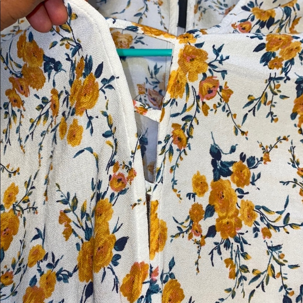 romper - Picture 2 of 2